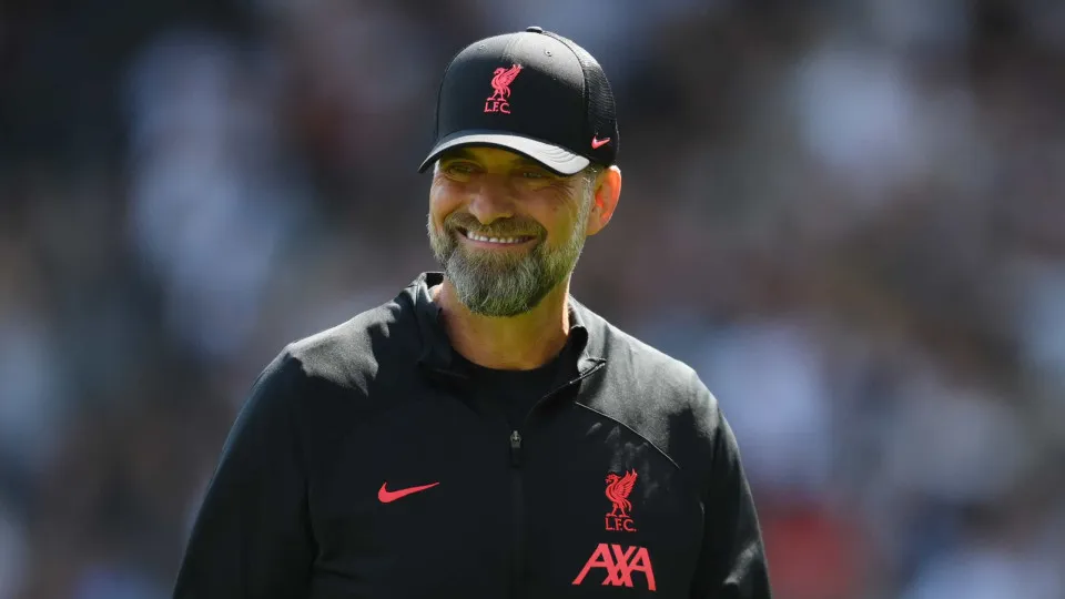 Ex-Fulham atira-se a Klopp: "Adora arranjar desculpas. É ridículo"