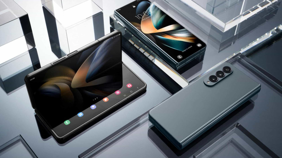 Samsung pode lançar novas cores para telemóveis dobráveis