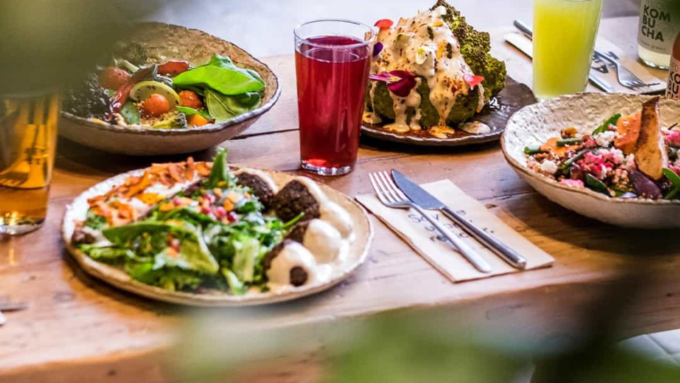 Honest Greens abre mais um restaurante em Lisboa cheio de comida saudável