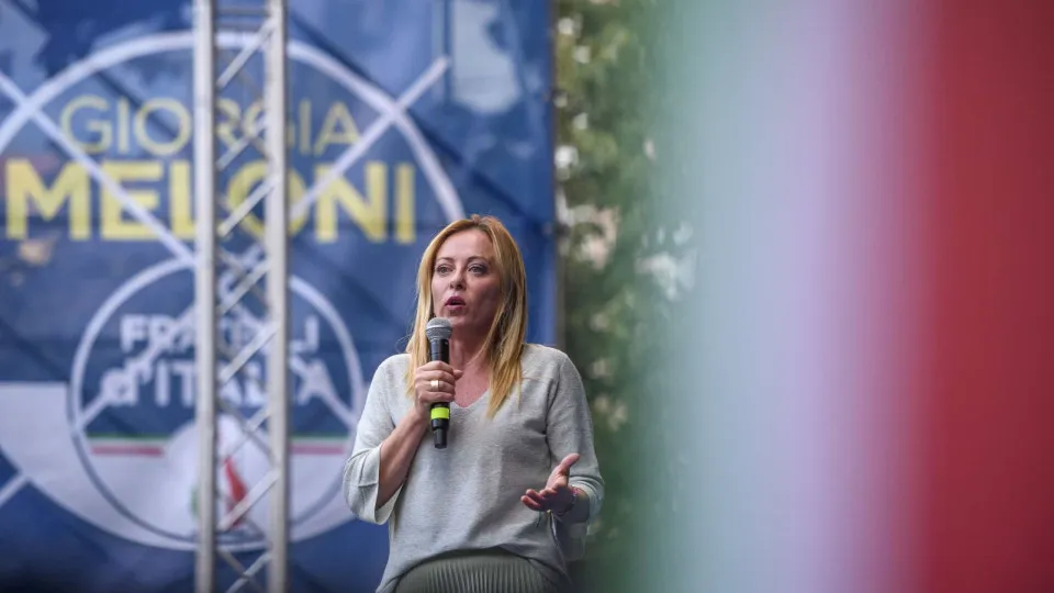 Giorgia Meloni garante a Kyiv apoio do novo governo italiano