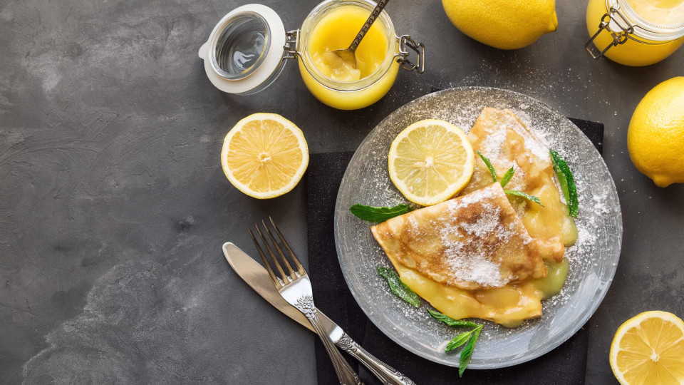 Estes crepes de limão são surpreendentes. Aprenda a receita!