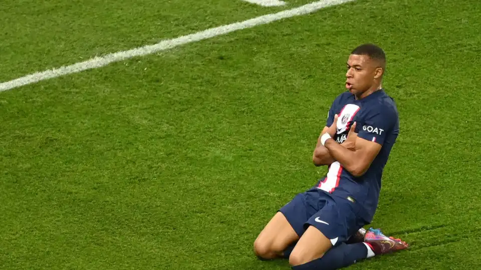 'Bomba' de mercado à vista? Al Hilal submeteu oferta recorde por Mbappé