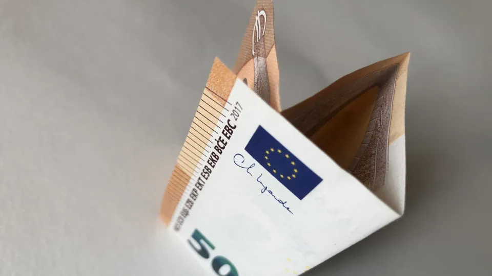 50 euros