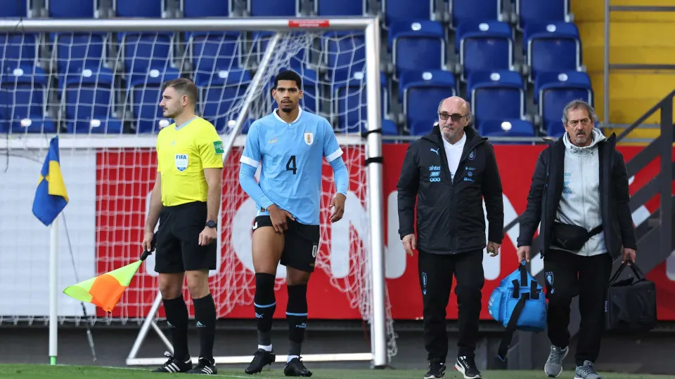 Seleções causam razia no Barcelona: Já são cinco os lesionados