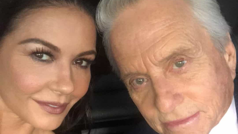 Catherine Zeta-Jones e Michael Douglas comemoram aniversário