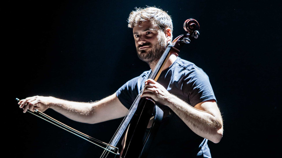 Hauser, fundador dos 2Cellos, em Portugal. Bilhetes à venda sexta-feira