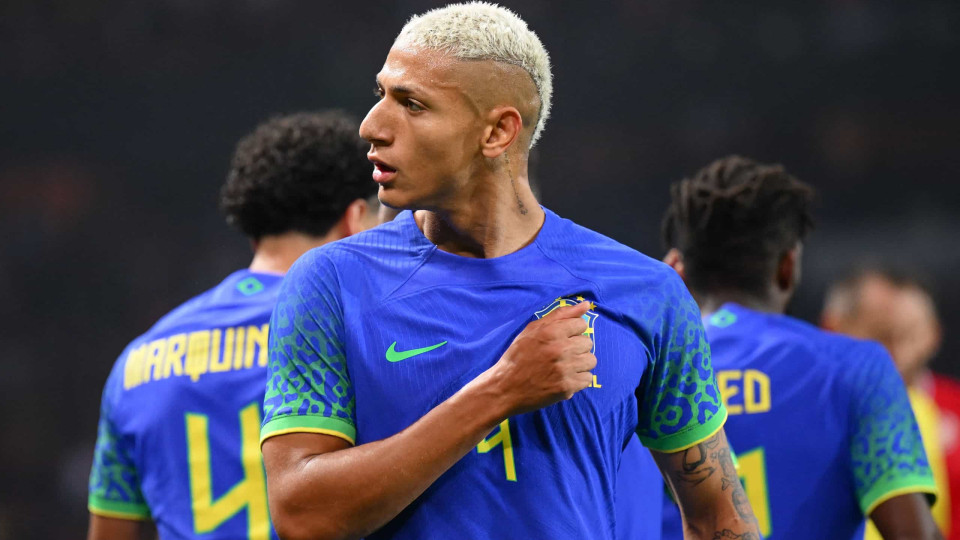 Richarlison reage a gesto racista: "Enquanto ficarem de 'blá blá blá'..."