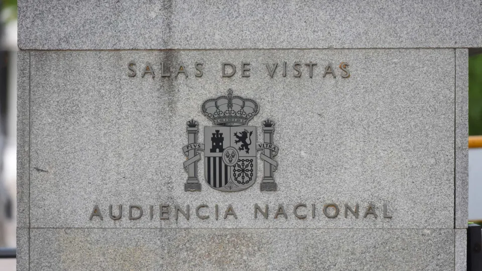 Espanha. Detido agente da Audiência Nacional por colaborar com criminosos