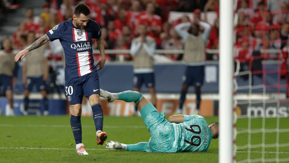 Messi alcançou a 40.ª vítima da Champions na Luz