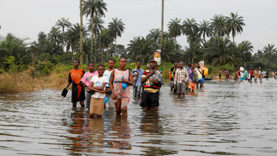 Nigéria. Cheias foram 80 vezes mais prováveis devido a crise climática