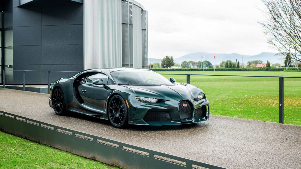 Bugatti apresenta o 400.º Chiron e é um Super Sport