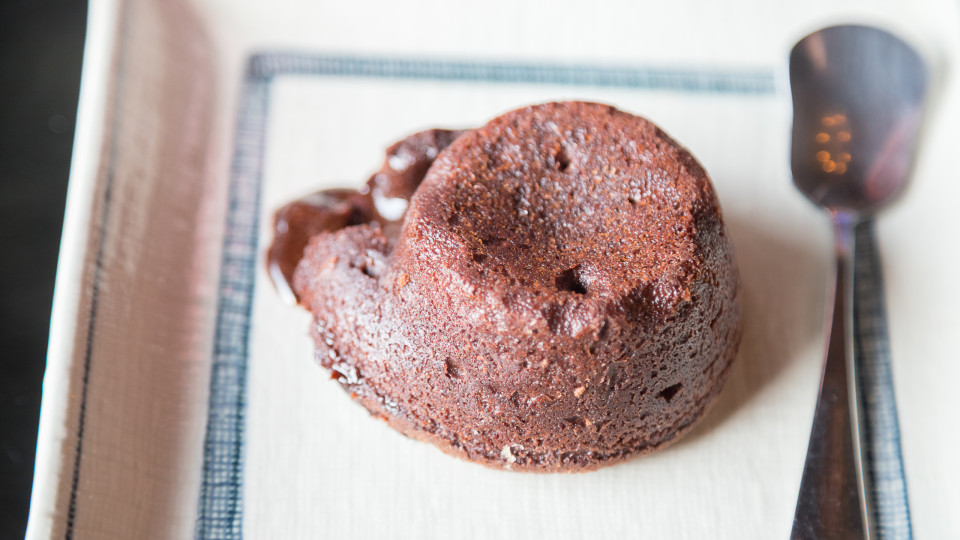 Receita de 'petit gateau'. Vai ser difícil não cair em tentação