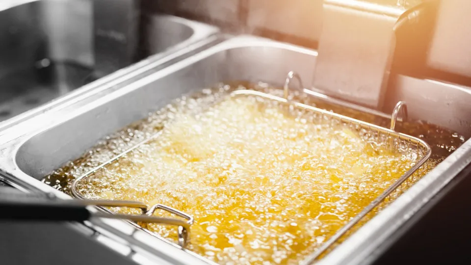 Os fritos que todas as pessoas com mais de 40 anos devem parar de comer