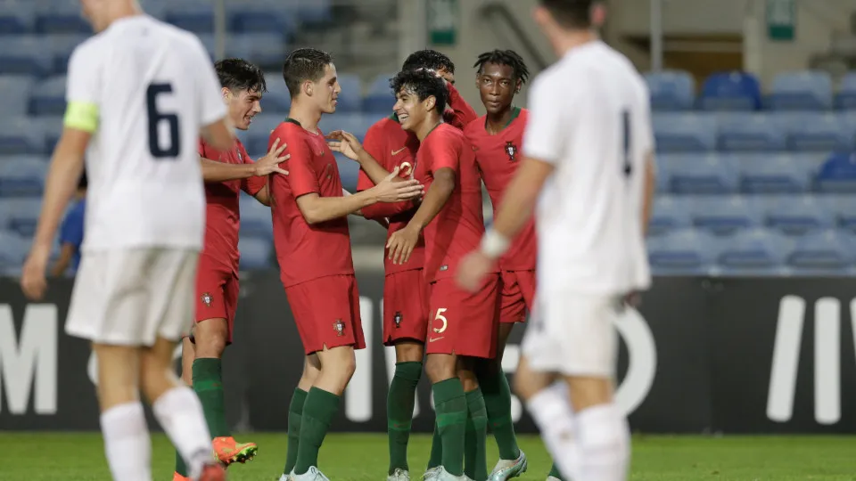 Sub-17 portugueses batem Eslovénia rumo à Ronda de Elite do Euro