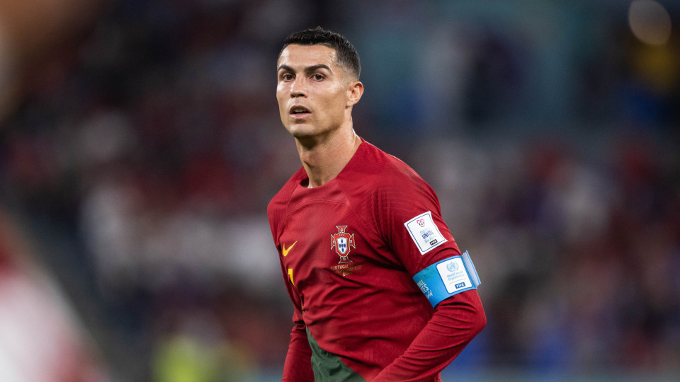 Cristiano Ronaldo já começou a mudar de casa. Craque despede-se de mansão