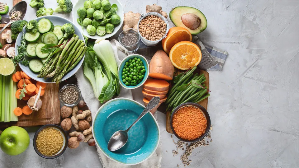 Homens conseguem reduzir risco de cancro colorretal ao fazer esta dieta