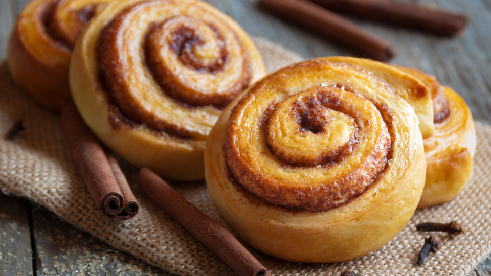 Os cinnamon rolls saudáveis que pode repetir as vezes que quiser