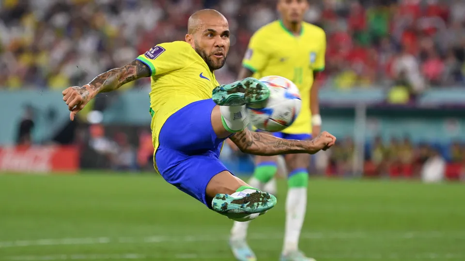 Dani Alves e a alegada agressão sexual: "Não sei quem é essa senhorita"