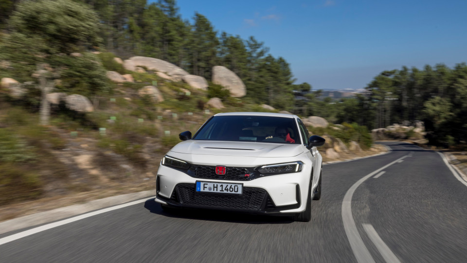 Honda com boas notícias para Portugal. Vão chegar mais 10 Civic Type R
