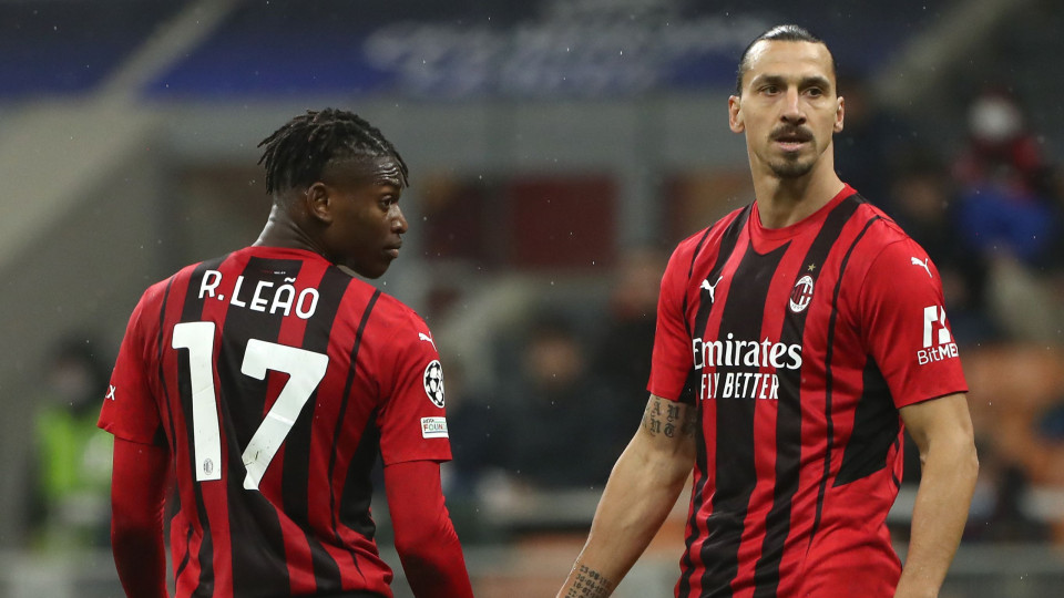 Ibrahimovic pede a Rafael Leão que continue em Milão: "Está noutro nível"