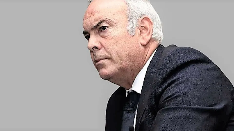 "Infelizmente, o que se vê é o total desrespeito pelos professores"