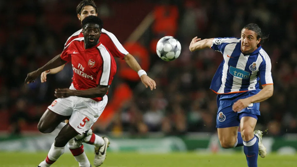 'Cebola' Rodríguez, ex-Benfica e FC Porto, anuncia final de carreira
