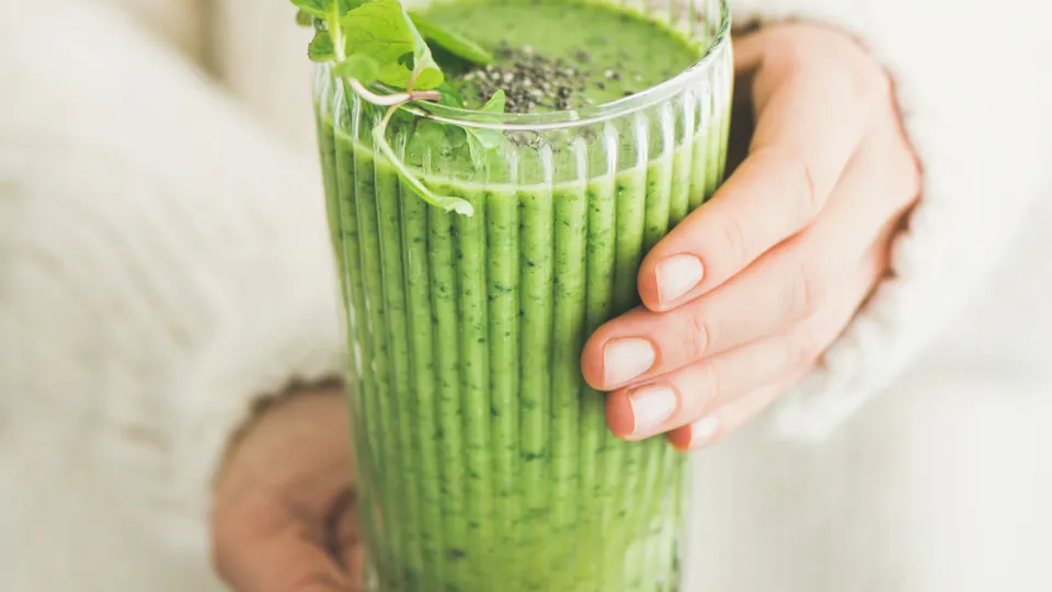 Emagrecer de forma rápida e saudável é mais fácil com este batido