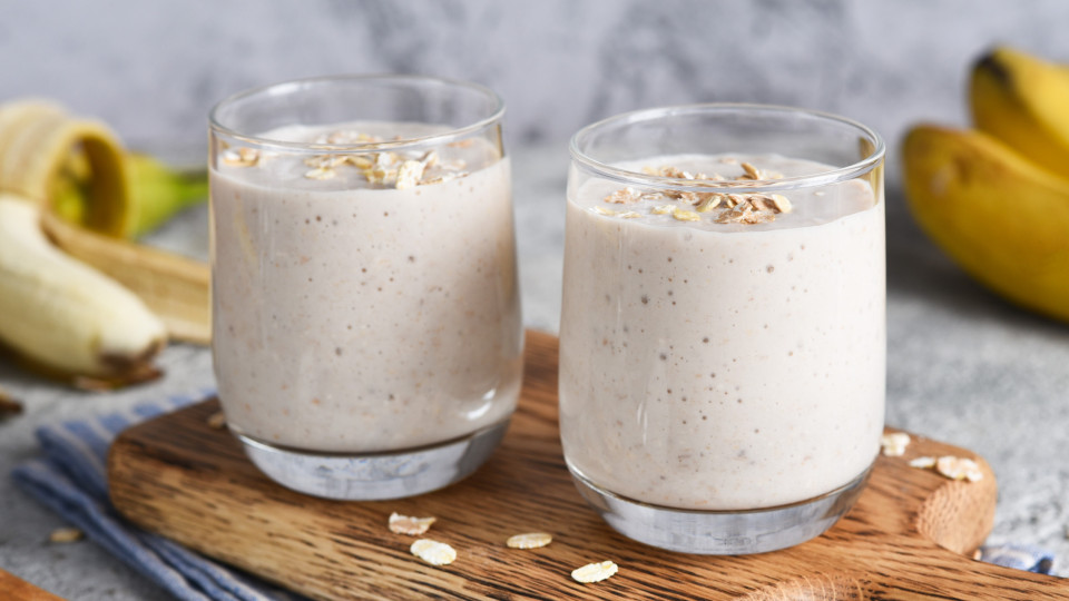 O batido com sementes de chia para começar bem a noite