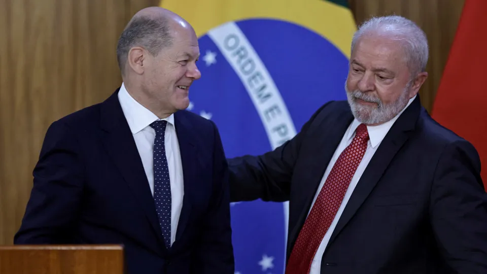 Brasil "não tem interesse em ceder munições" para guerra na Ucrânia