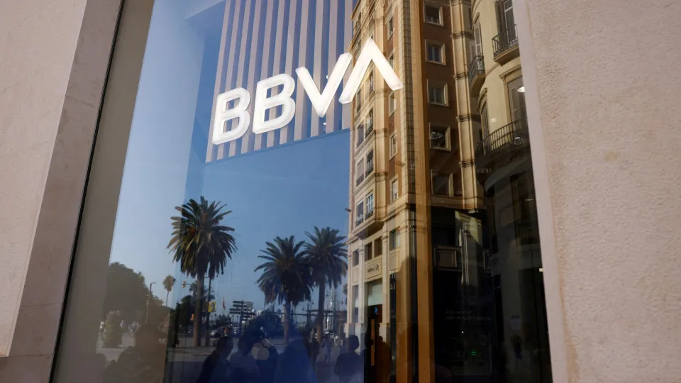 Lucros do BBVA sobem 28% até setembro para 7.622 milhões