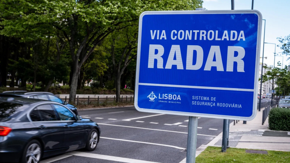 Onde serão localizados os 10 radares de velocidade média em Portugal?