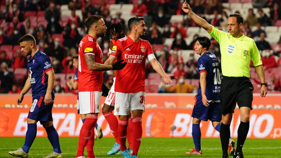 André Almeida não esquece gesto de Otamendi: "Nem associei bem..."