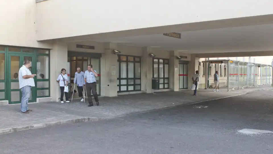 The return of patients to the Hospital do Divino Espírito Santo will be "phased"