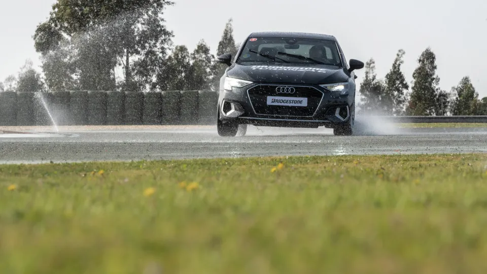 O melhor pneu para chuva? Pusemos à prova o novo Bridgestone Turanza 6