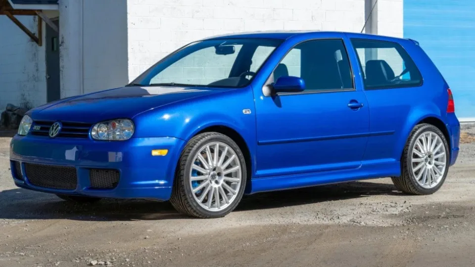 Custou quase 100.000 euros, mas este não é um qualquer Golf 4