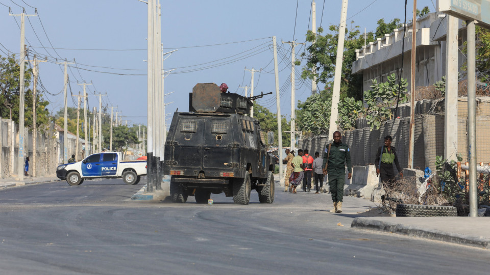 Forças armadas somalis mataram 25 alegados membros de grupo terrorista
