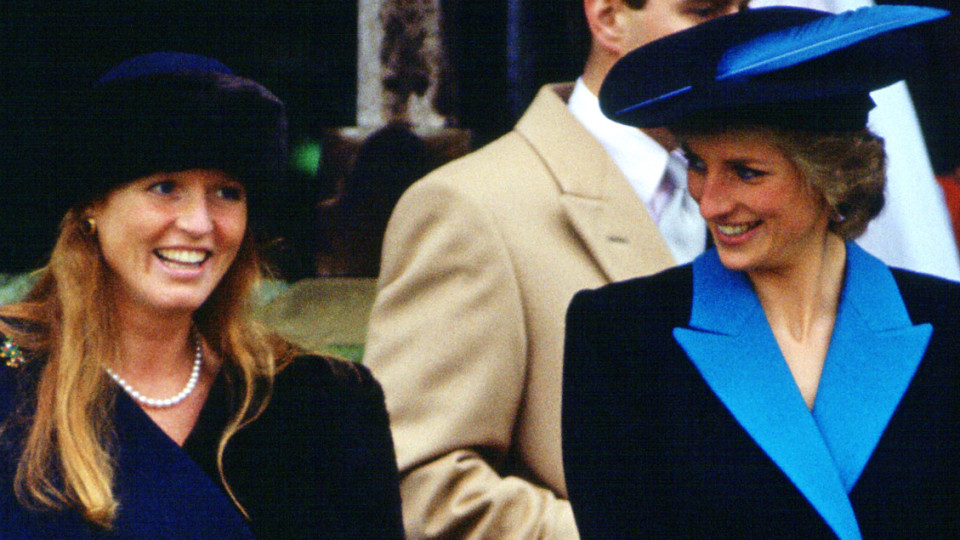 Sarah Ferguson homenageia princesa Diana: "Minha querida amiga"