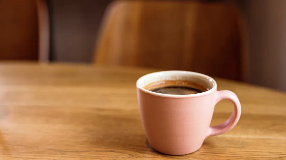 Muito cuidado. Pare de beber café se tem algum destes sintomas