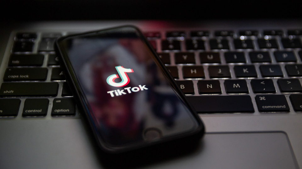 US Parliament Adopts Ultimatum that May Ban TikTok in the Country