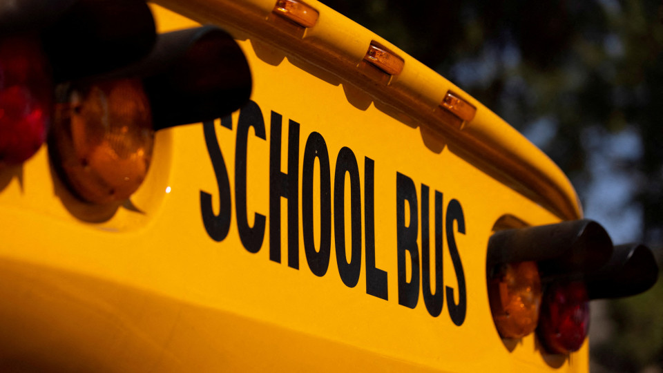 Dois mortos em acidente com autocarro escolar nos Estados Unidos