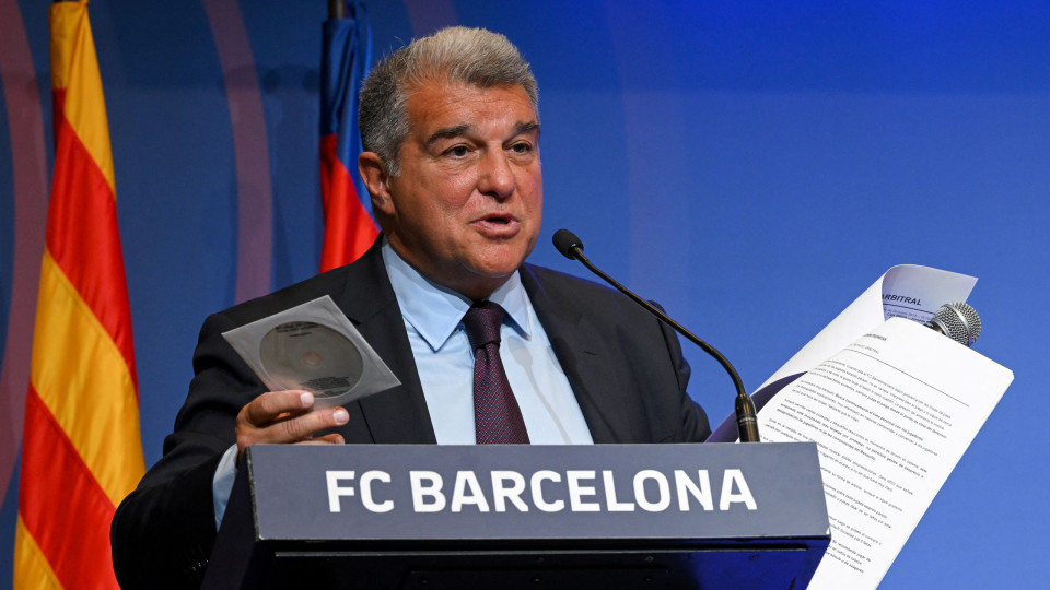 Presidente do Barcelona avisa Real Madrid: "Mbappé distorce o balneário"