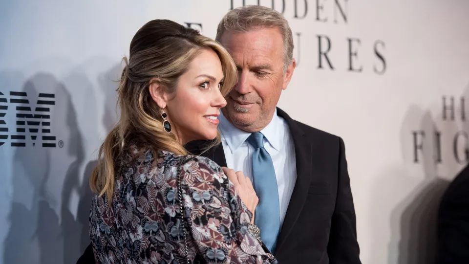 Revelado o motivo do divórcio de Kevin Costner e Christine Baumgartner - Notícias ao Minuto