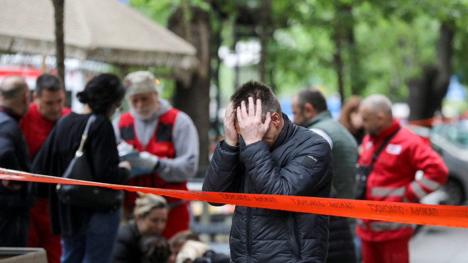 Jovem atirador de Belgrado tinha lista de alunos que queria "liquidar"