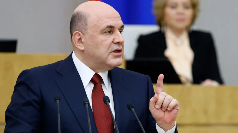 Primeiro-ministro russo elogia crescimento do PIB de 4,1% em 2024