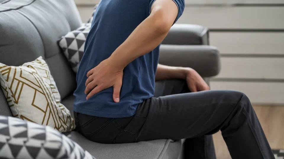 80% vão sentir! Os três exercícios ideais para aliviar a dor lombar