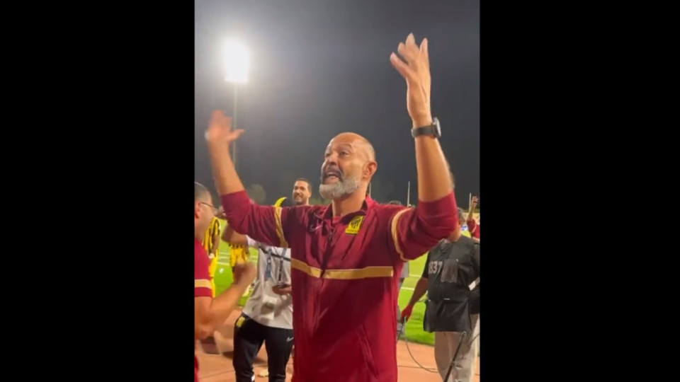 Nuno Espírito Santo sagrou-se campeão saudita e liderou... a bancada