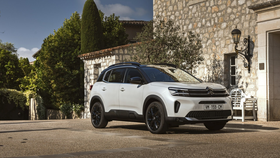 Citroën C5 Aircross agora é híbrido, mas nem precisa de carregar