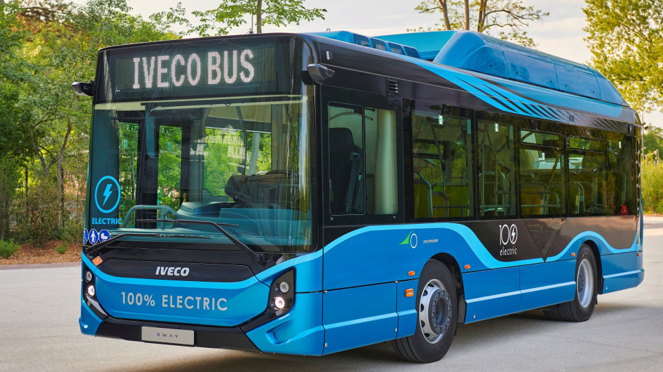 Iveco apresenta a nova geração dos seus autocarros elétricos