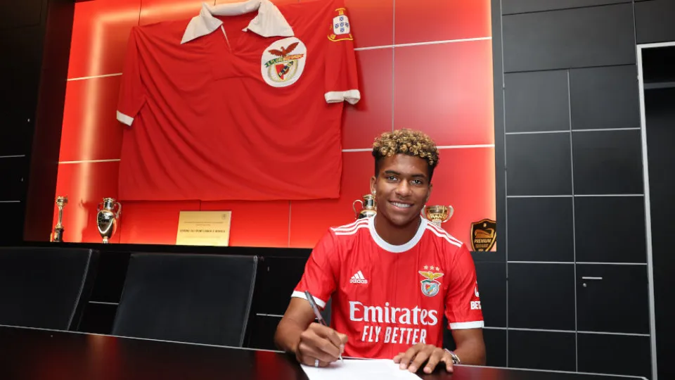 Oficial: Joshua Wynder reforça Benfica e tem sonho de jogar na Champions