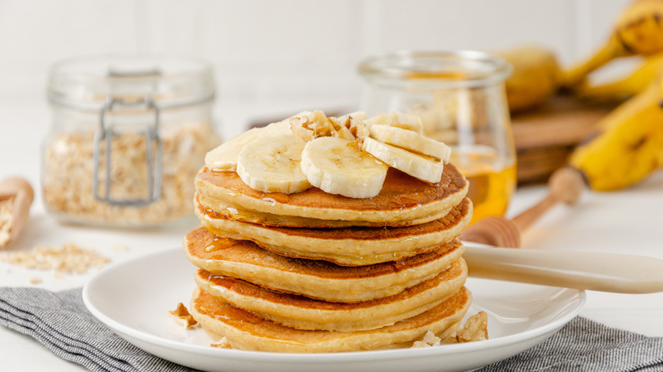 As panquecas de banana fofinhas e deliciosas que não estragam a dieta